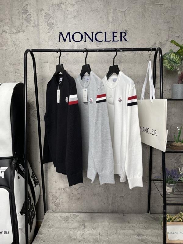 삼선 숄더라인 라운드 니트