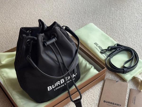 버** 포이베 버킷