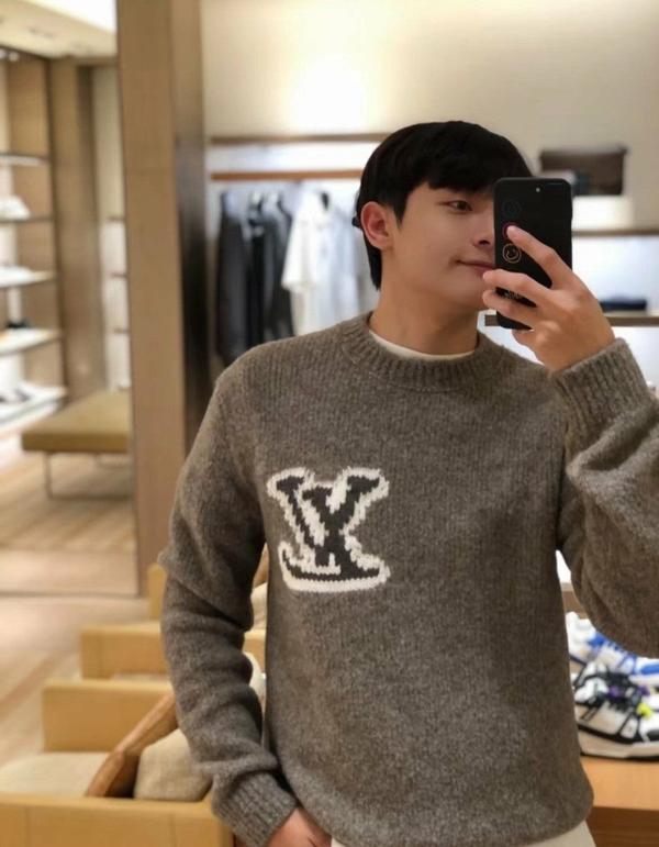 루* 인따르시아 니트