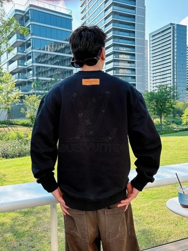 루* 인사이드 자수로고 맨투맨