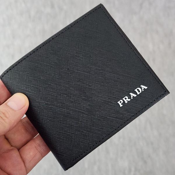 [366번] 프** 사피아노 레터링 반지갑