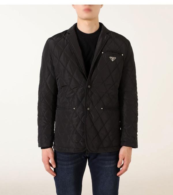 프** 수입 삼각로고 퀼팅 자켓