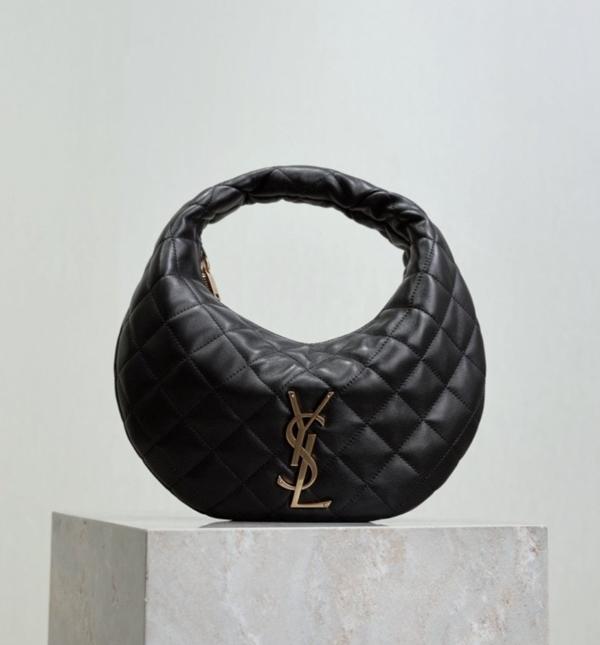 보** 퀼팅 나파 소재 ICARINO 미니백 BLACK 풀박스