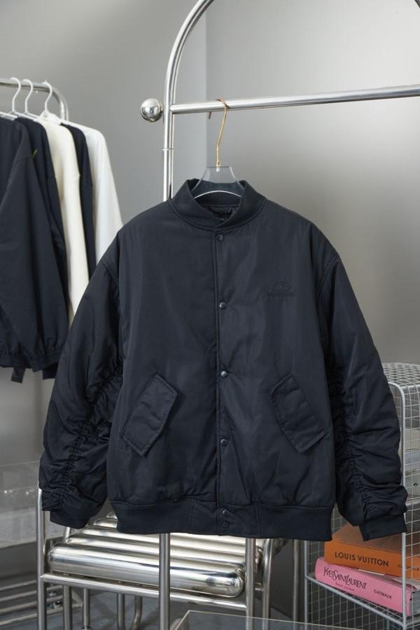 발**** M1159 루프 스포츠 아이콘 셔링 봄버 자켓