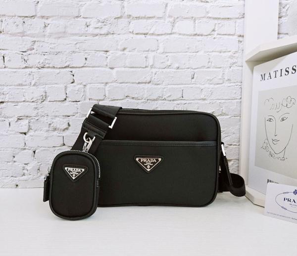 프** 고급 리나일론 크로스백 블랙 2VH048 2DMH F00021