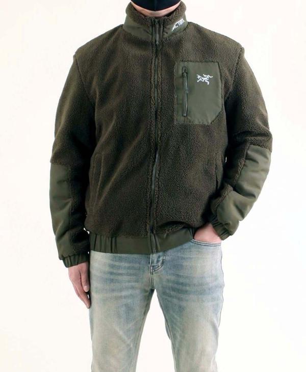 아**** 양털 후리스 자켓