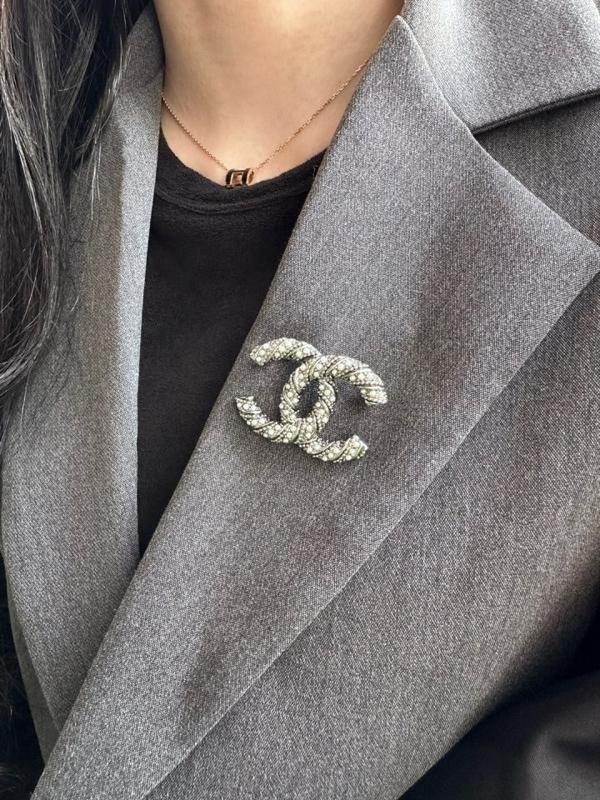 샤* 진주 꼬임 브로치