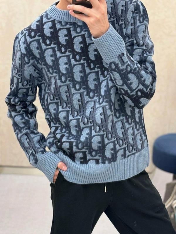 디* 오블리크 패턴 울니트