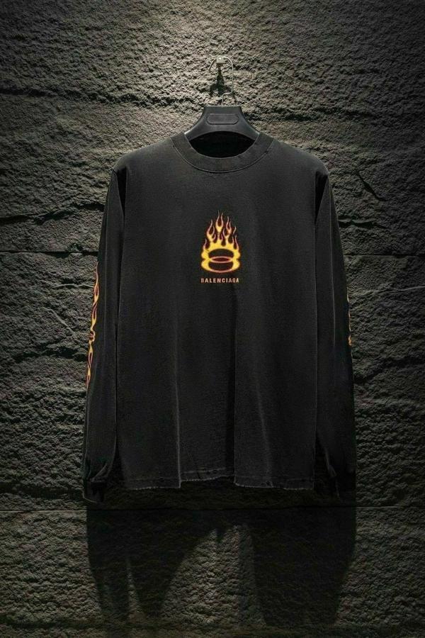 발**** 불꽃 긴팔 워싱 티셔츠
