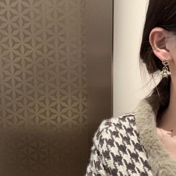 구* 인터로킹 G디테일의 벌 디테일 귀걸이