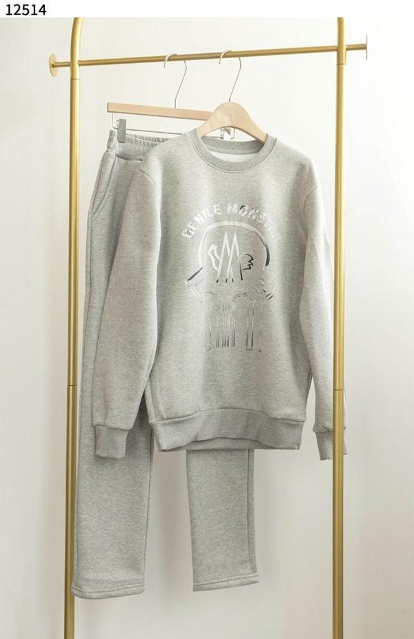 그라데이션 로고 맨투맨 트레이닝 셋