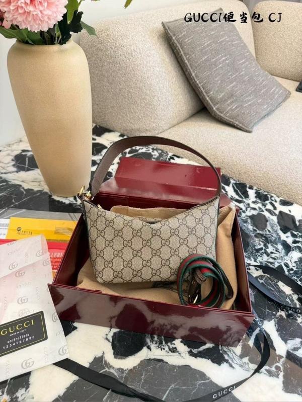 구* 신상토트백