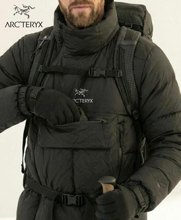 아**** 스포츠 주머니 아노락패딩