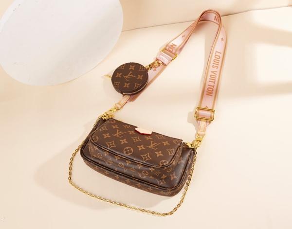 루* 고급 멀티포쉐트 악세수아 핑크