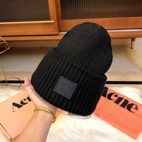 아** 스튜디오 로고패치 비니