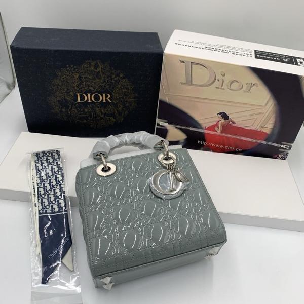 디* 페이던트 은장 레이디백