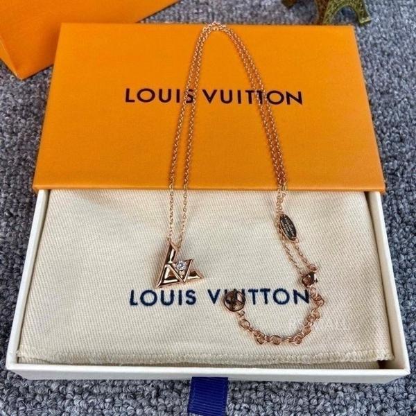 루* LV 볼트원 목걸이