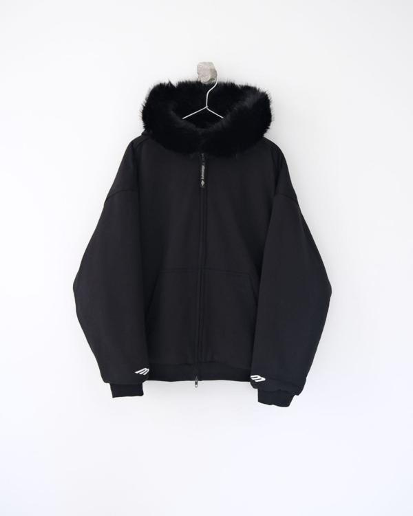 발**** 26 스키웨어 밍크퍼 후드 자켓  수입