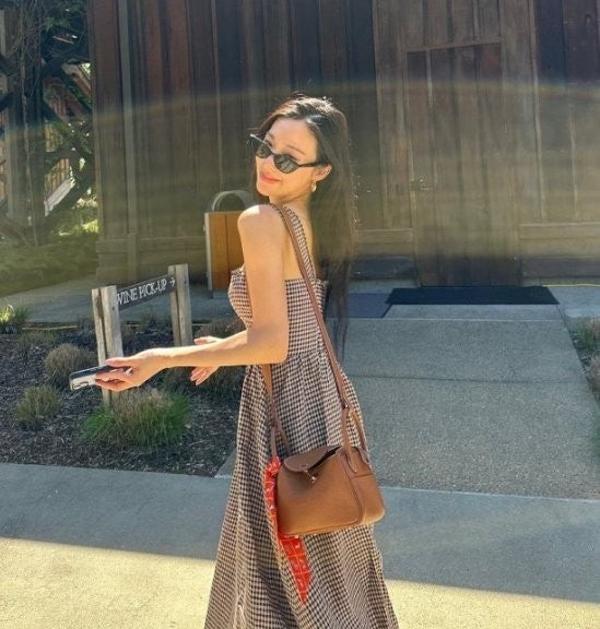 에*** 린디(카멜)