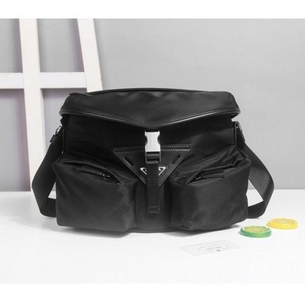 프** 삼각로고 트래블백