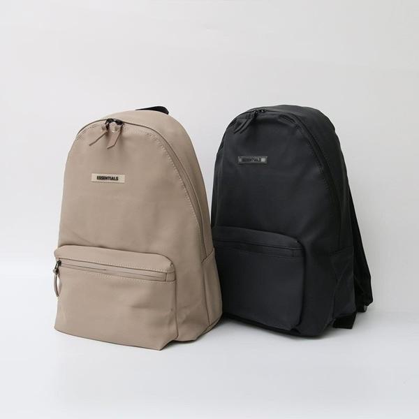 피**** 에센셜 8105 백팩