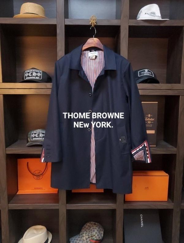 톰* 클래식 라인 뉴욕 삼선웨일 트렌치코트