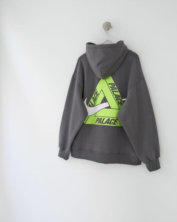 팔** x 나** 콜라보 트라이 스우시 후드  수입