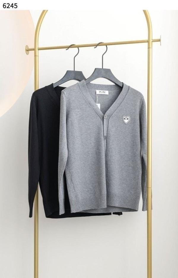 꼼* 화이트 와펜 브이넥 가디건