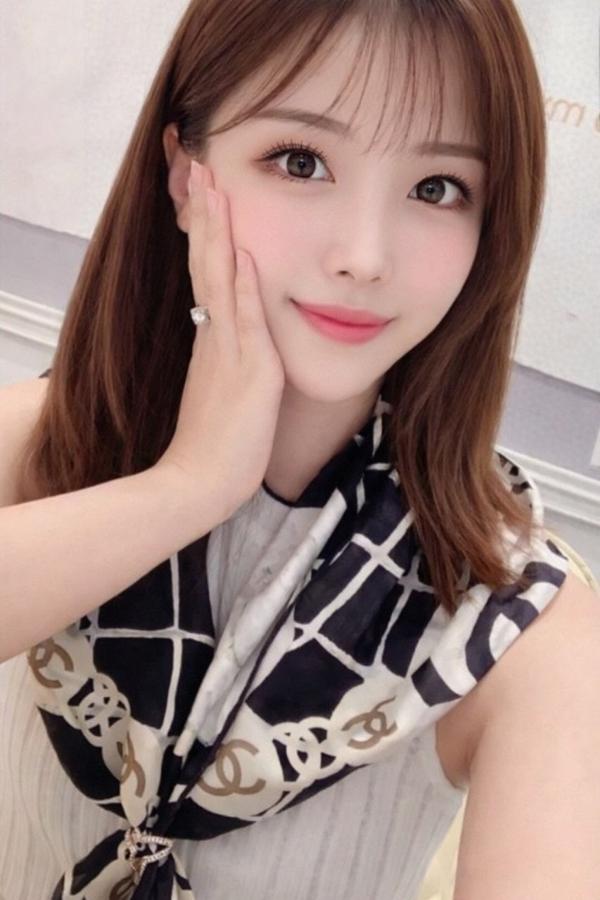 샤* 로즈 골드 라인 스카프