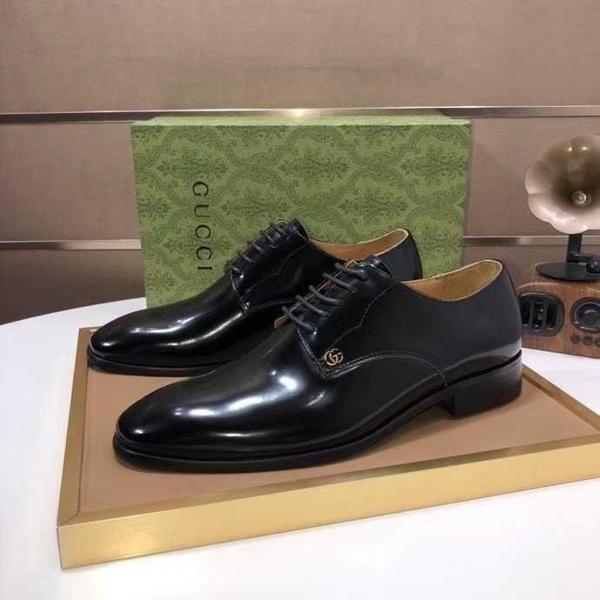 구* 로고 가죽 신사화