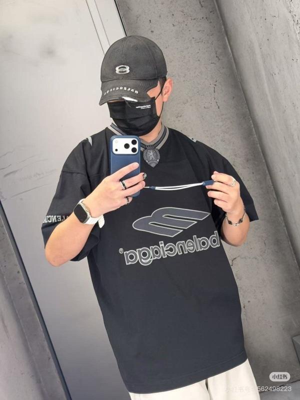 발**** 3B 풋볼 브이넥 티셔츠