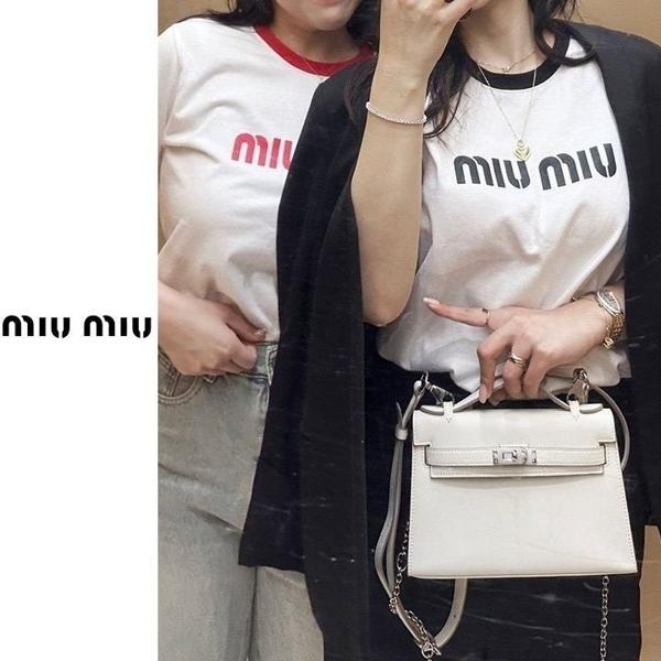 미*** 배색 레터링 티셔츠