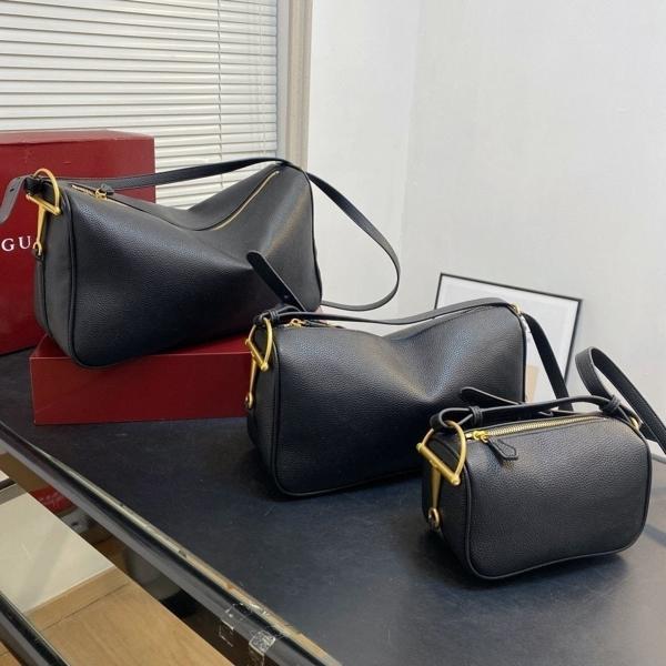 구* 하프 홀스빗 숄더