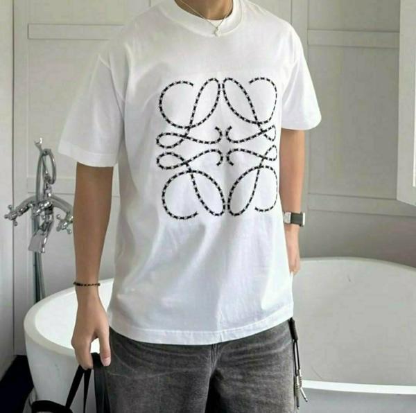 로** 체인애너그램 자수 티셔츠