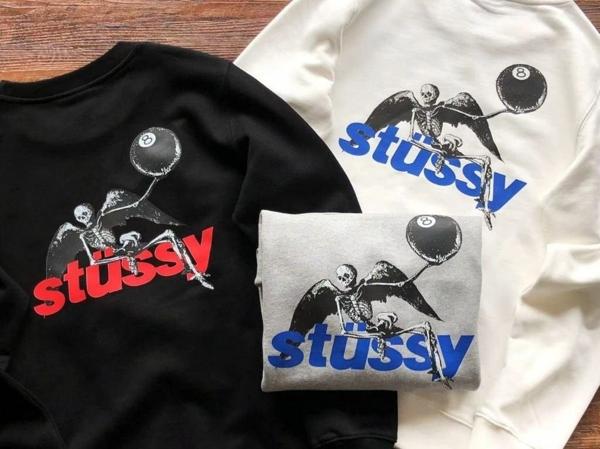 스** 덩크 8볼 맨투맨