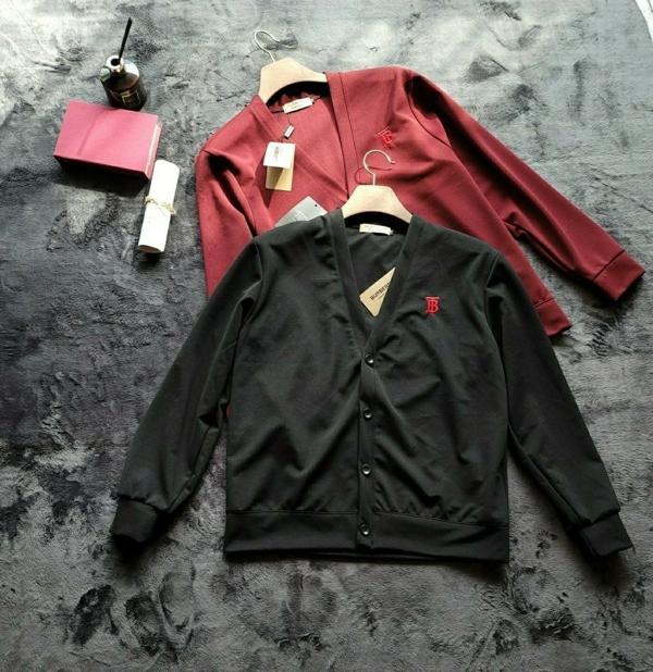 버** TB로고 자수 가디건