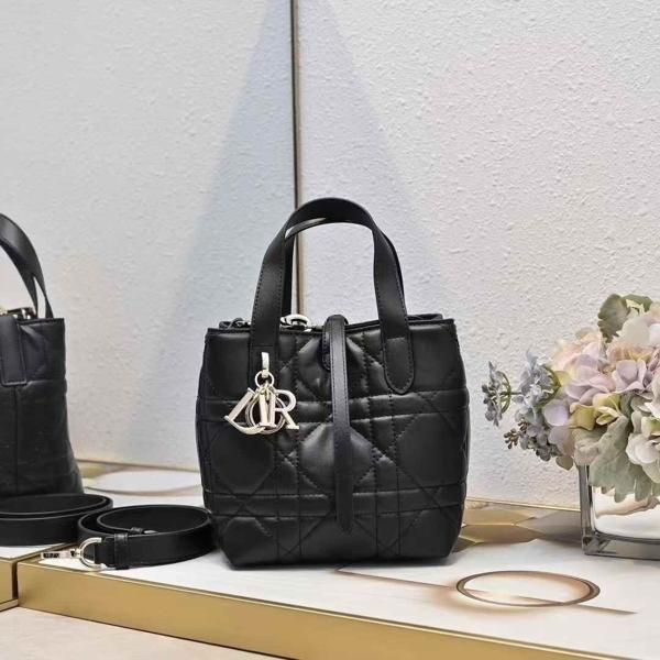 디* 뚜주흐 버티컬 스몰