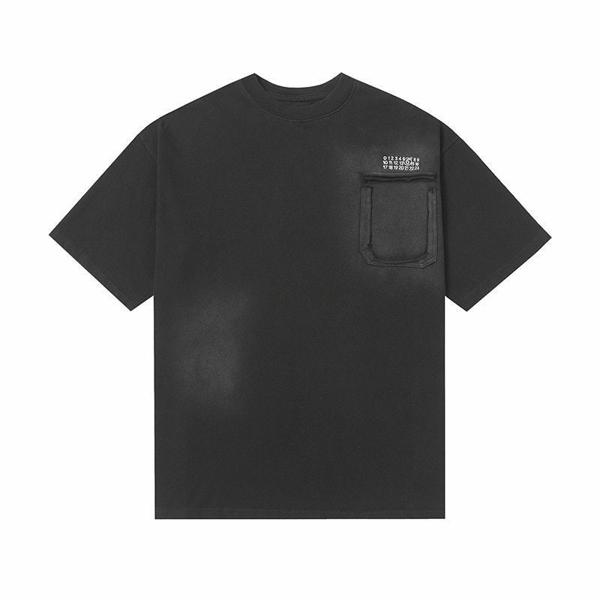 메* 마르지엘라 데미지 포켓 티셔츠