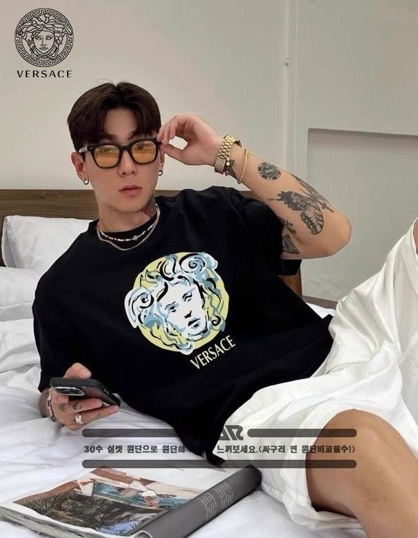 베*** 페인트 메두사 로고 디자인 반팔 티셔츠