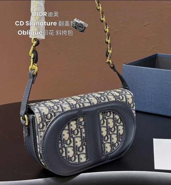 디* 시그니처 덥개크로스
