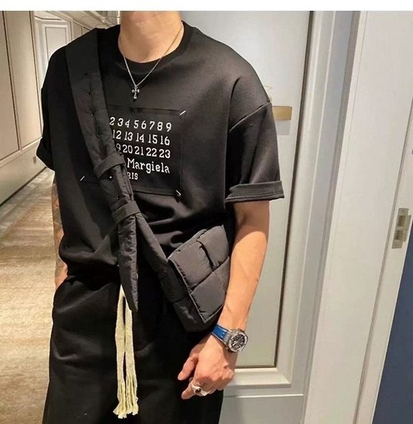 메* 마르지엘라 프리미엄 패턴 티셔츠