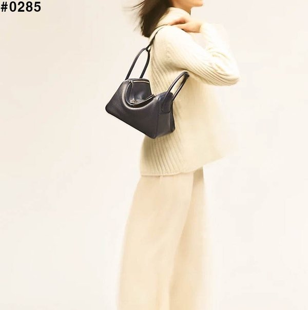 에*** 린디(Lindy) 26 토트백