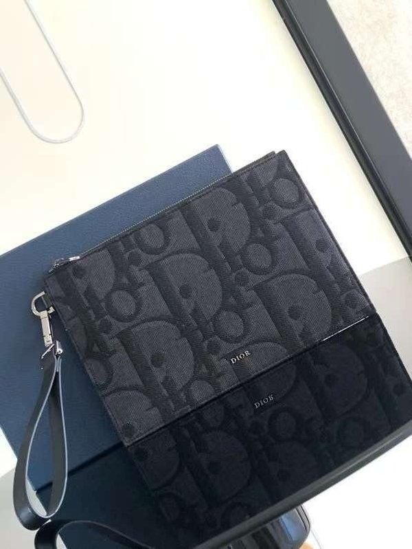 디* 오블리크 신상 클러치
