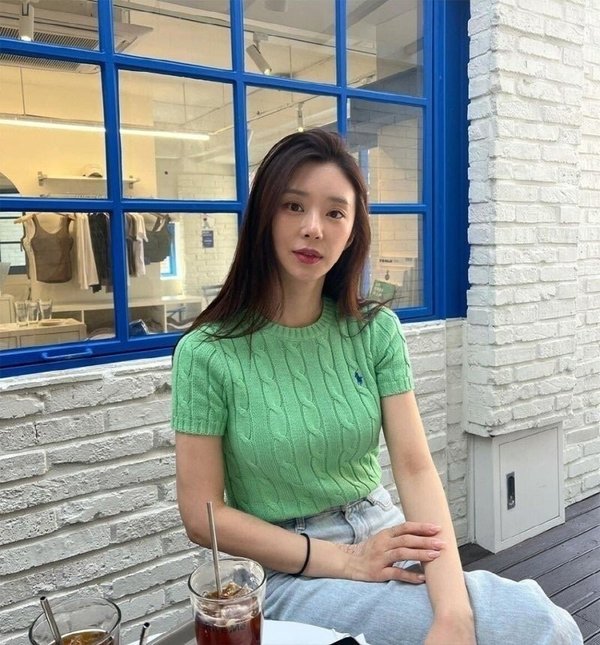 폴* 케이블 라운드 니트 반팔