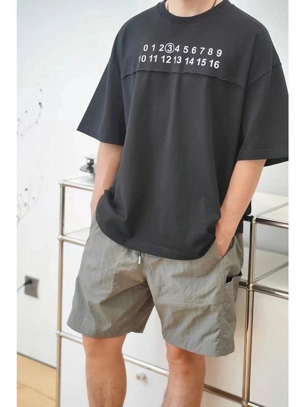 메* 마르지엘라 라인절개 레터링 티셔츠