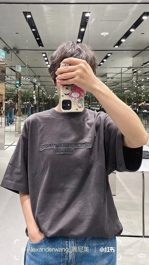 알*** 왕 자수로고 패치 티셔츠