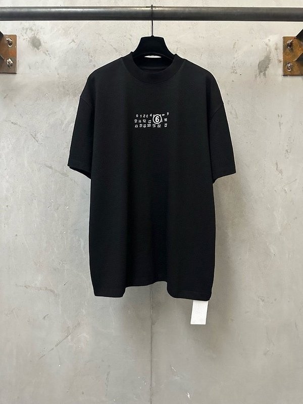 메* 마르지엘라 마르지엘라 캘린더로고 티셔츠