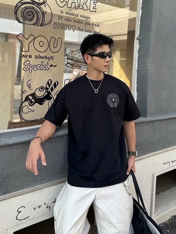 크* 라운드 반팔