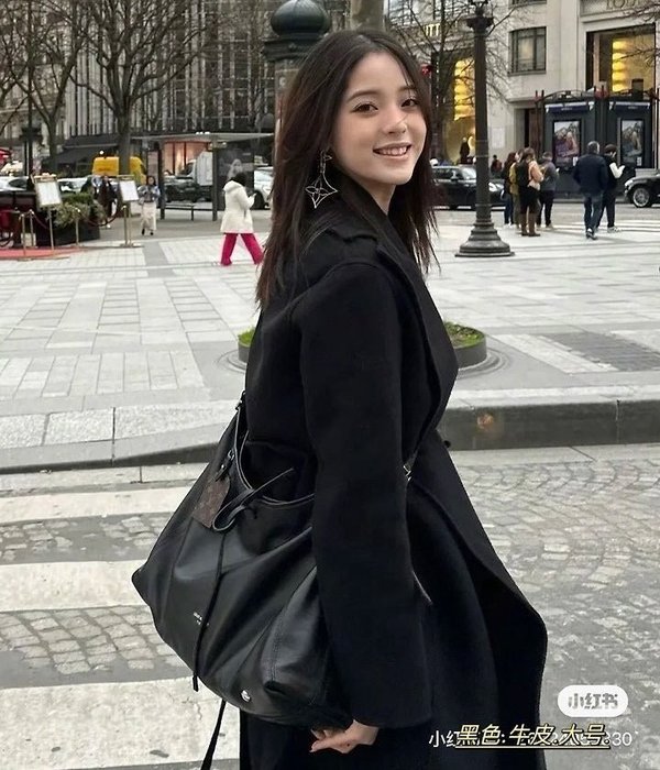 루* 고급 캐리올 다크 MM 숄더백