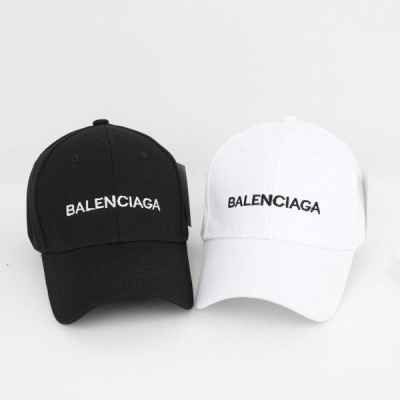 발**** 정면 로고 볼캡 모자